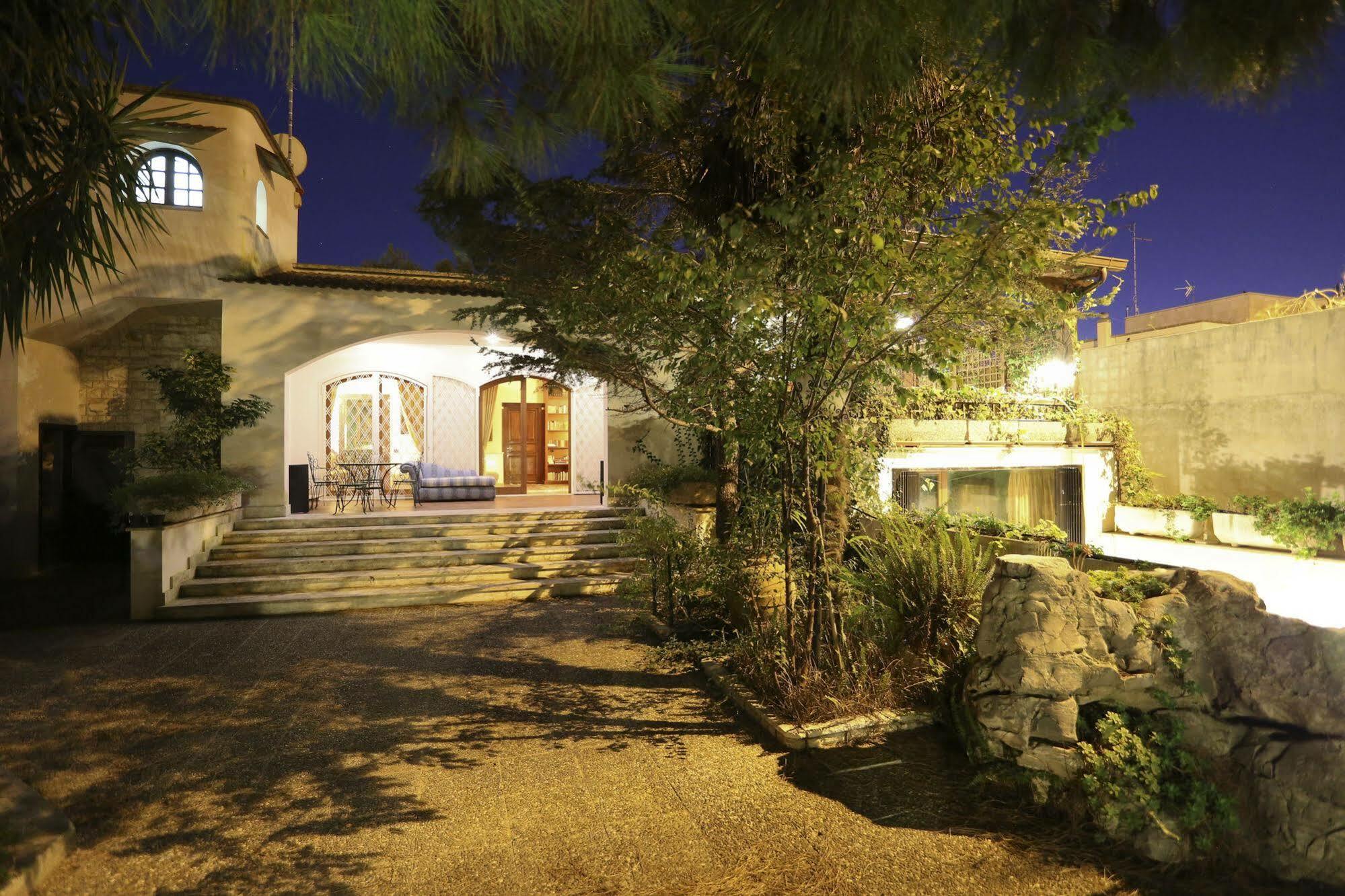 Lecce Guesthouse エクステリア 写真