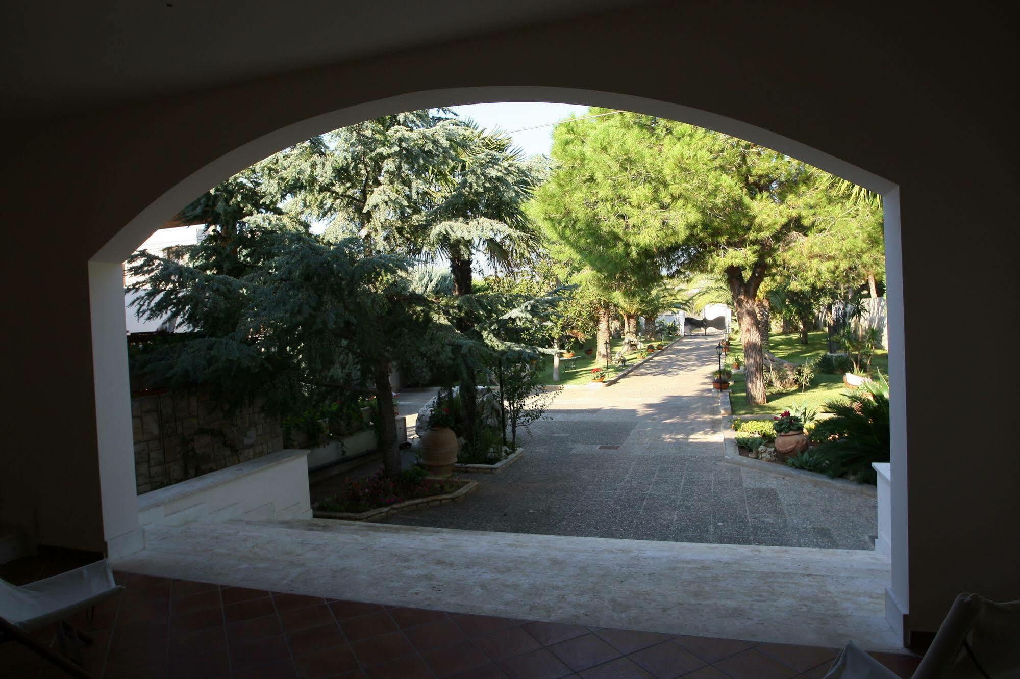 Lecce Guesthouse エクステリア 写真